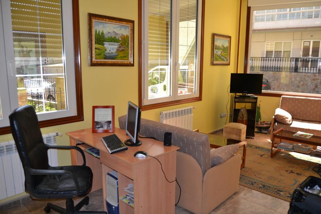 Hostal Residencia Bahia Laxe Esterno foto