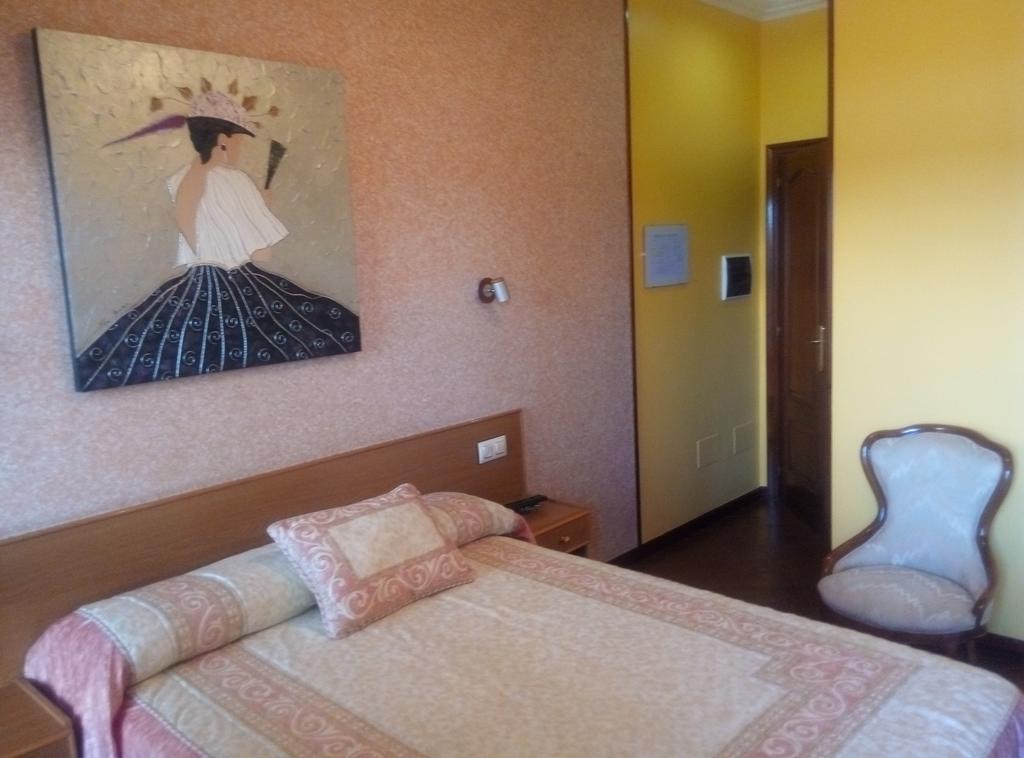 Hostal Residencia Bahia Laxe Esterno foto