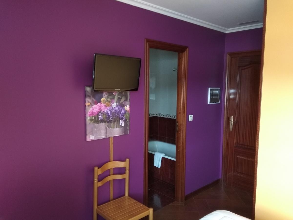 Hostal Residencia Bahia Laxe Esterno foto