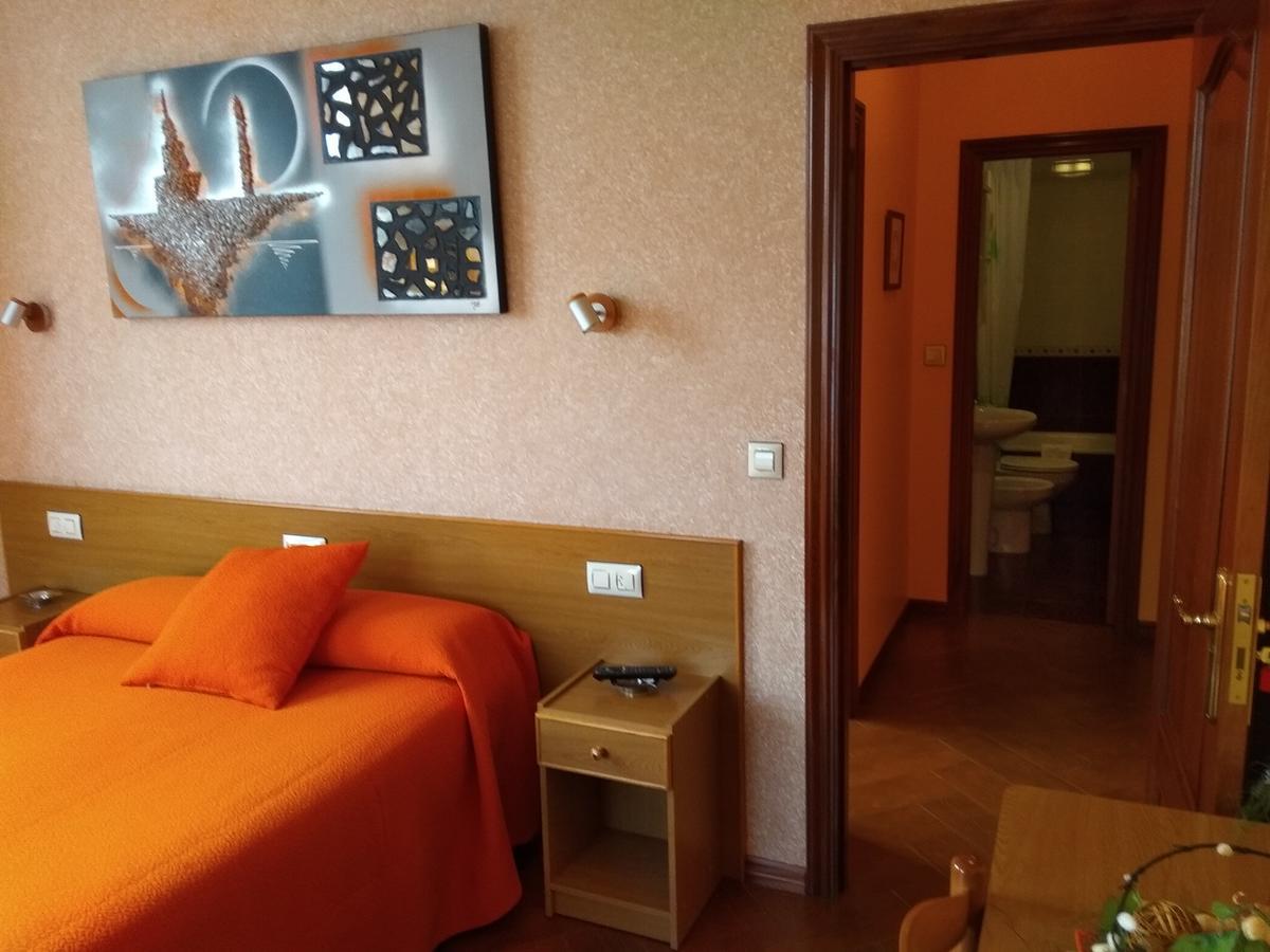 Hostal Residencia Bahia Laxe Esterno foto