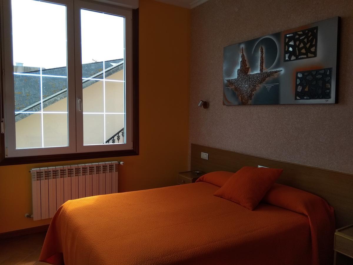 Hostal Residencia Bahia Laxe Esterno foto